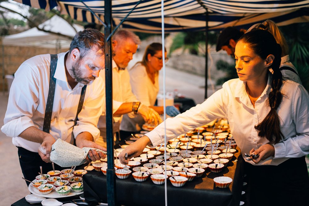 Stilvoll angerichtete Speisen